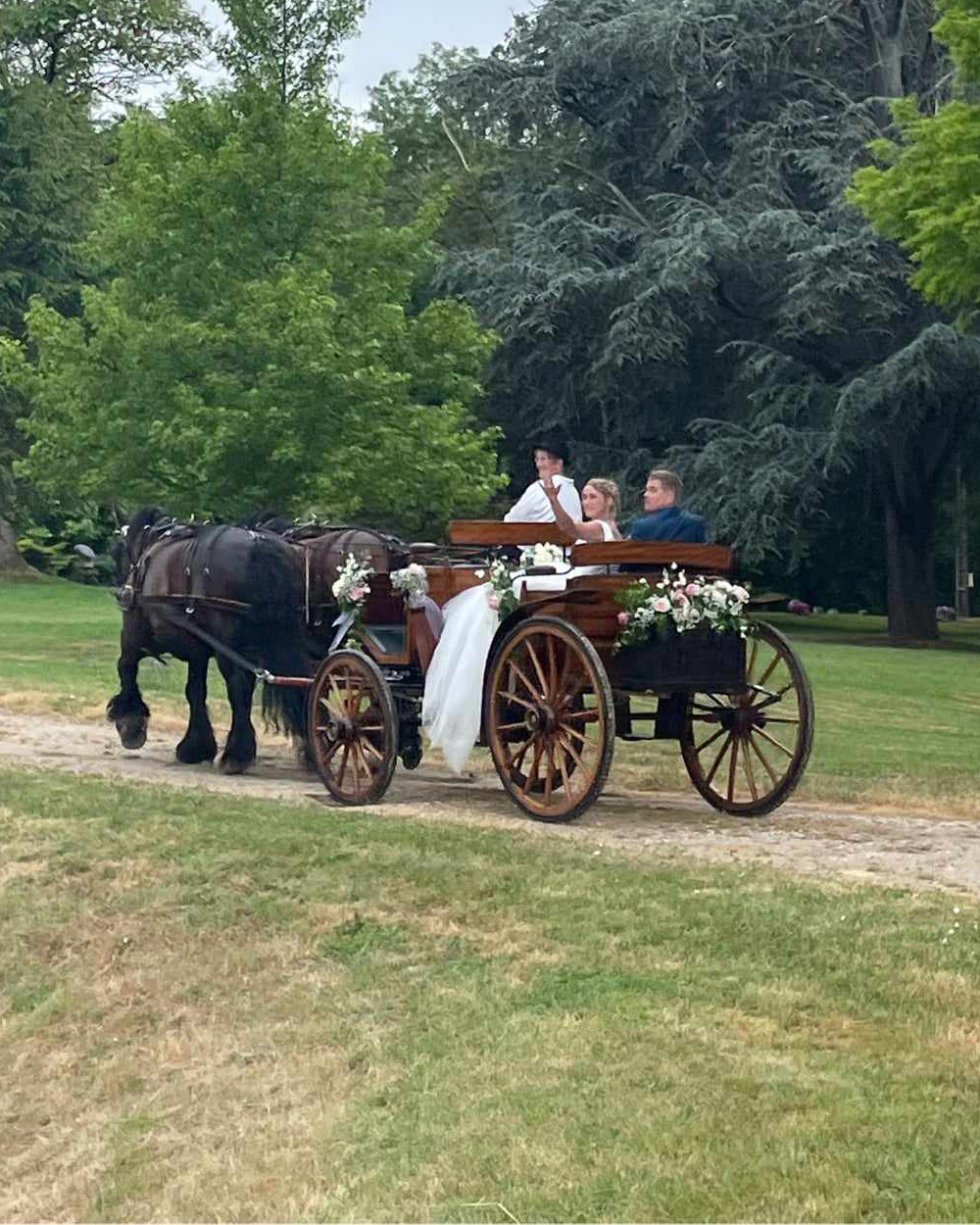 Mariage en calèche